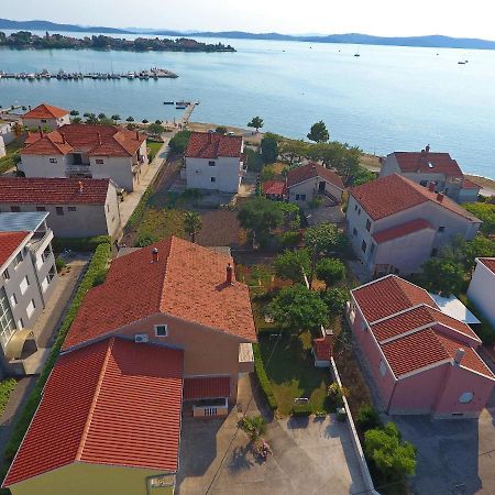 Apartmani Dane Sukošan Extérieur photo