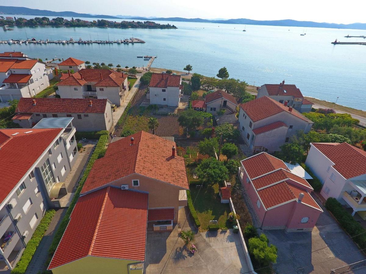 Apartmani Dane Sukošan Extérieur photo