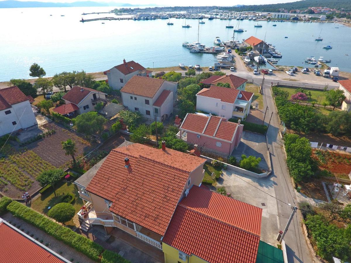 Apartmani Dane Sukošan Extérieur photo